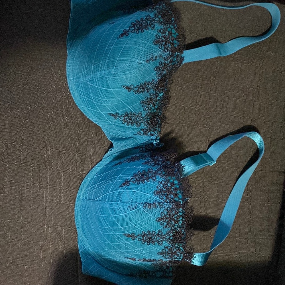 Lace padded bra